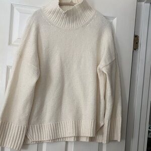 Abercrombie & Fitch Cream Turtle Neck Sweater